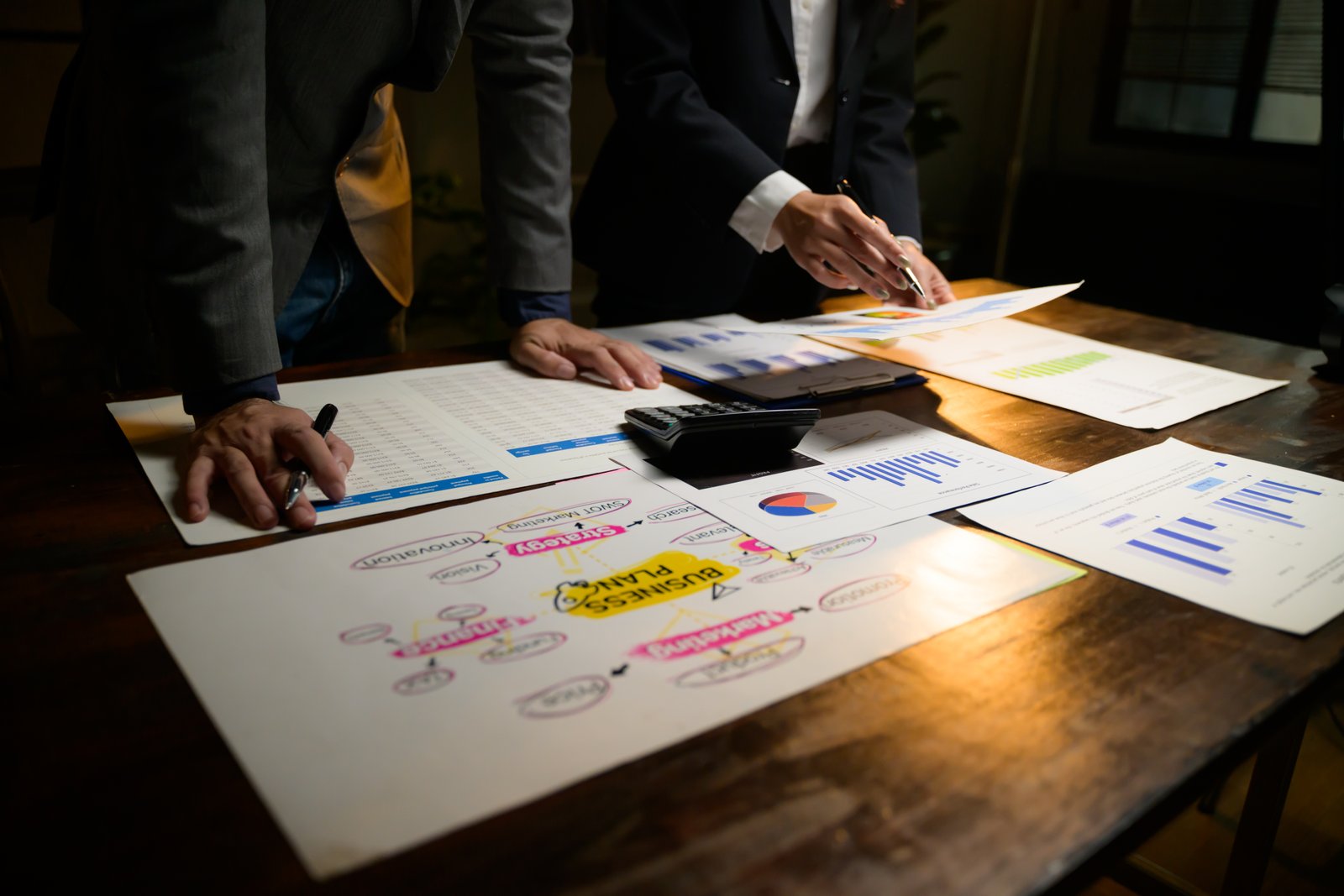 Competitive landscape on computer screen